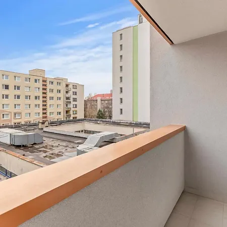 Lam - Ac -balcony * Bratislava